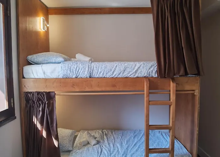 Sky And 波尔蒂芒